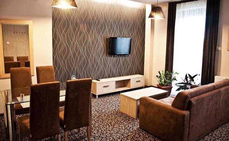 Hotel Vis A Vis Olesnica  Ruang foto