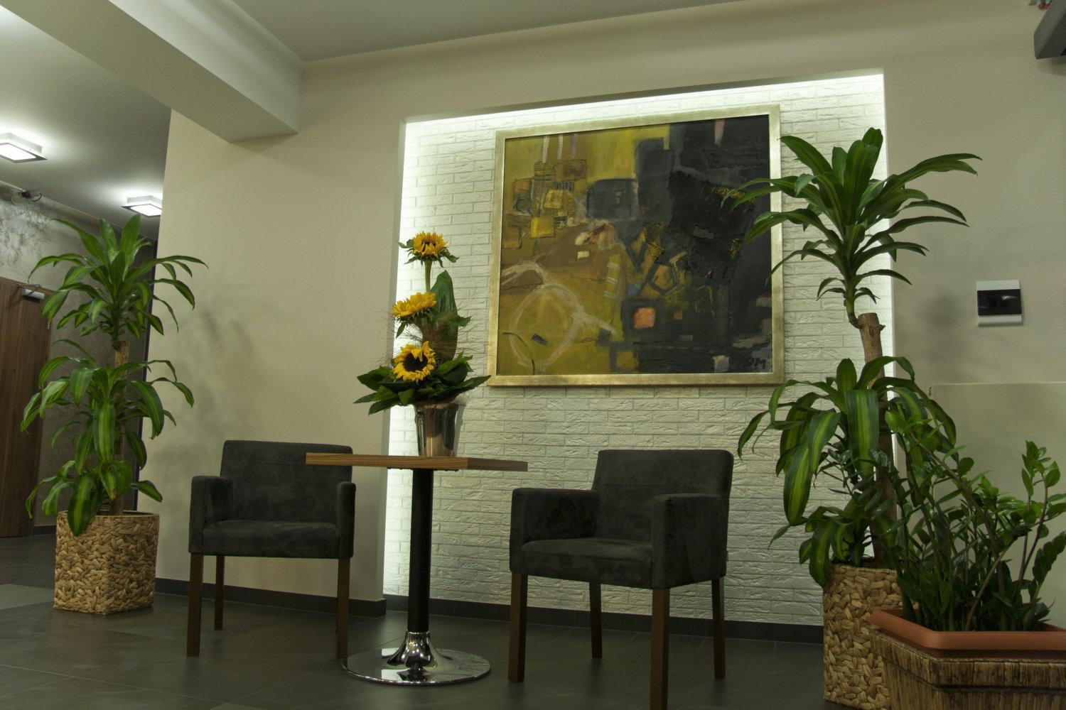 Hotel Vis A Vis Olesnica  Bagian luar foto