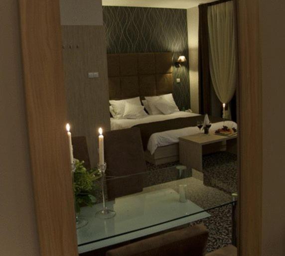 Hotel Vis A Vis Olesnica  Bagian luar foto